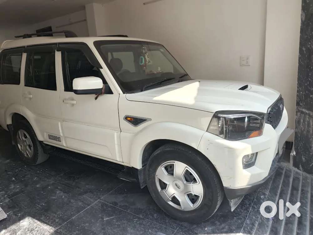 Mahindra Scorpio 2017 Diesel 57200 Km Driven
