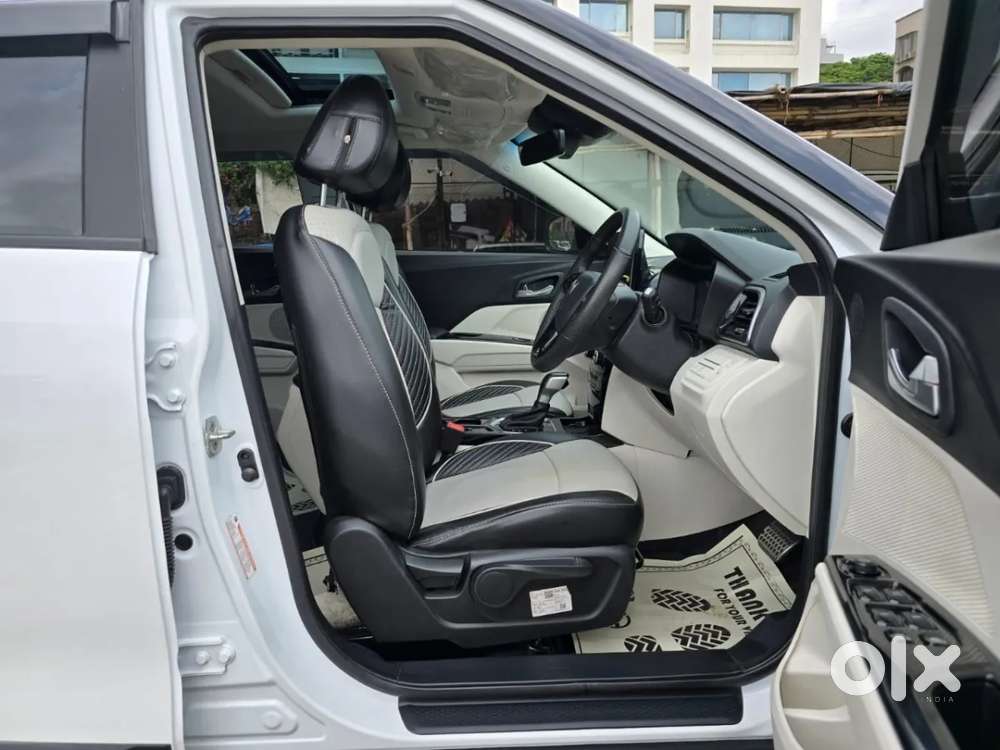 Mahindra Xuv 3xo Ax5l 1.2 Petrol At, 2025, Petrol