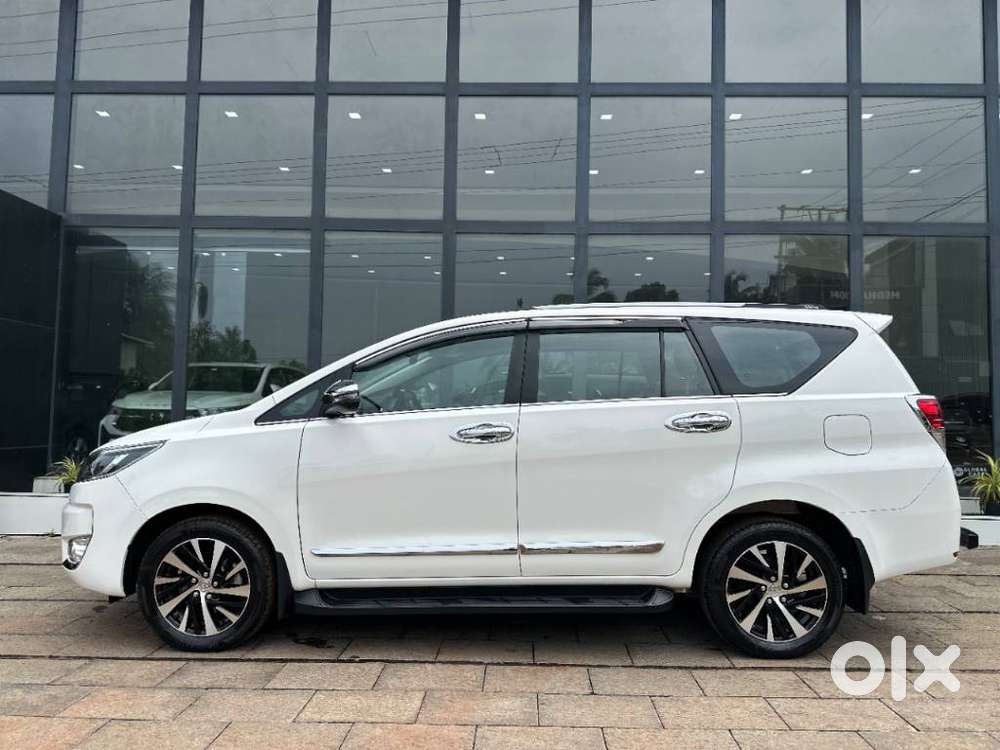 Toyota Innova Crysta 2.4 Z 7 Str, 2024, Diesel