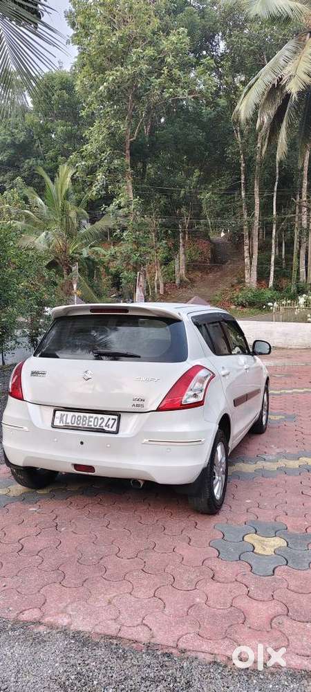 Maruti Suzuki Swift Ddis Zdi Plus, 2014, Diesel