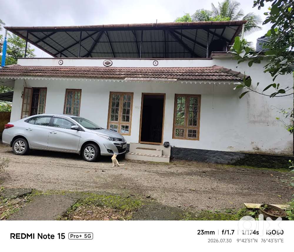 40cent land and two building