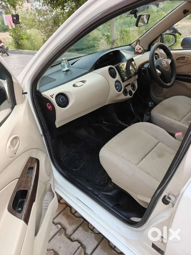 Toyota Etios Liva 2016 Diesel 92000 Km Driven