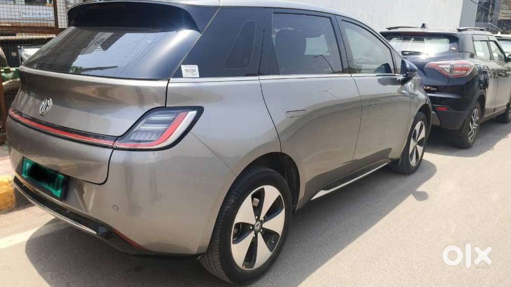 Mg Windsor Ev Essence, 2025, Electric