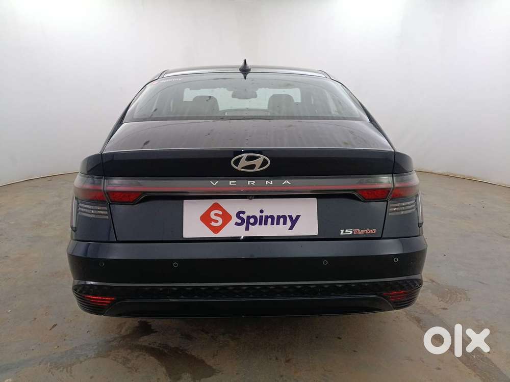 Hyundai Verna 1.5 Sx Turbo Petrol Mt, 2023, Petrol