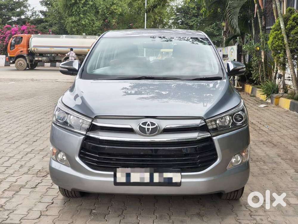 Toyota Innova Crysta 2.8z Automatic, 2017, Diesel