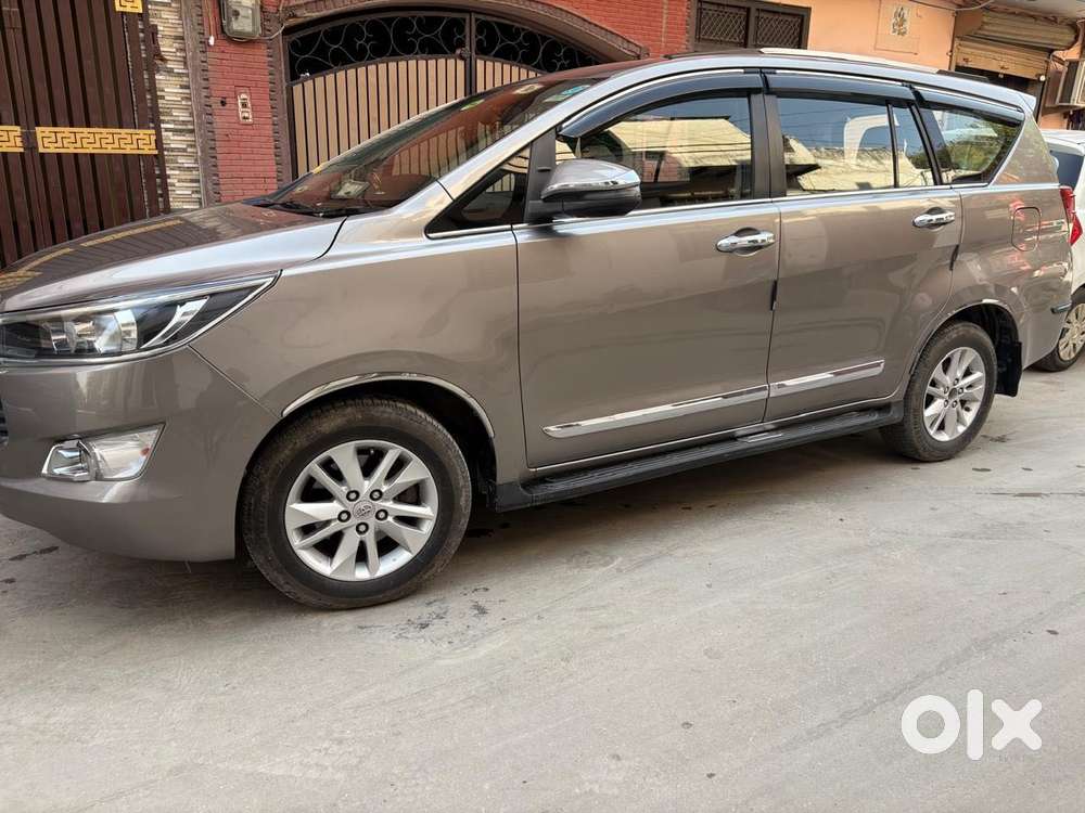 Toyota Innova Crysta [2020-ongoing] 2.4 Gx At 7 Str, 2020, Diesel