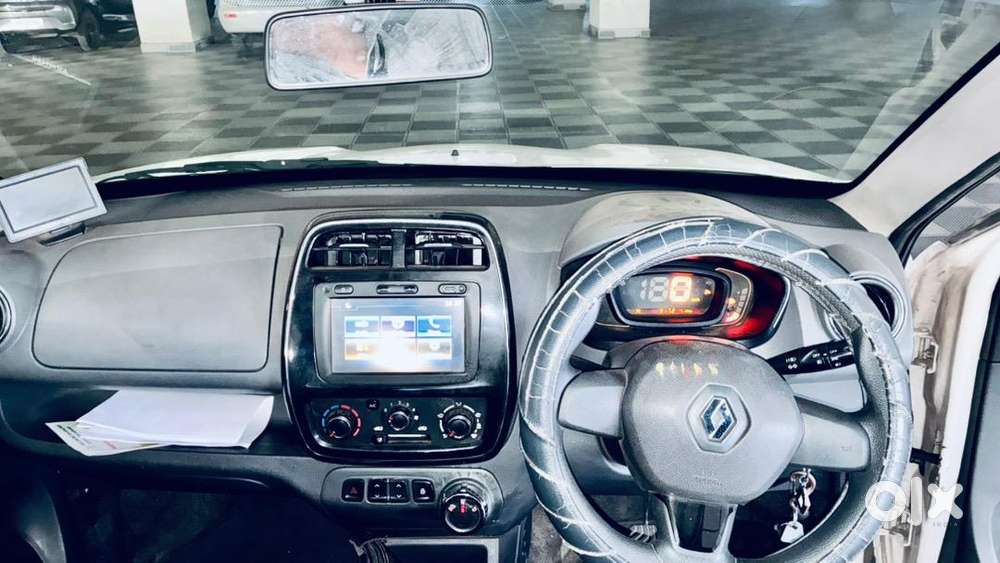 Amt Renault Kwid Rxt (o) Easy- R 2017 Petrol 29277 Km Driven