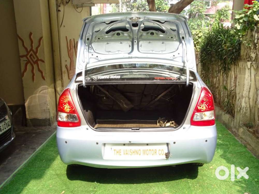 Toyota Etios 2010-2012 V, 2011, Petrol