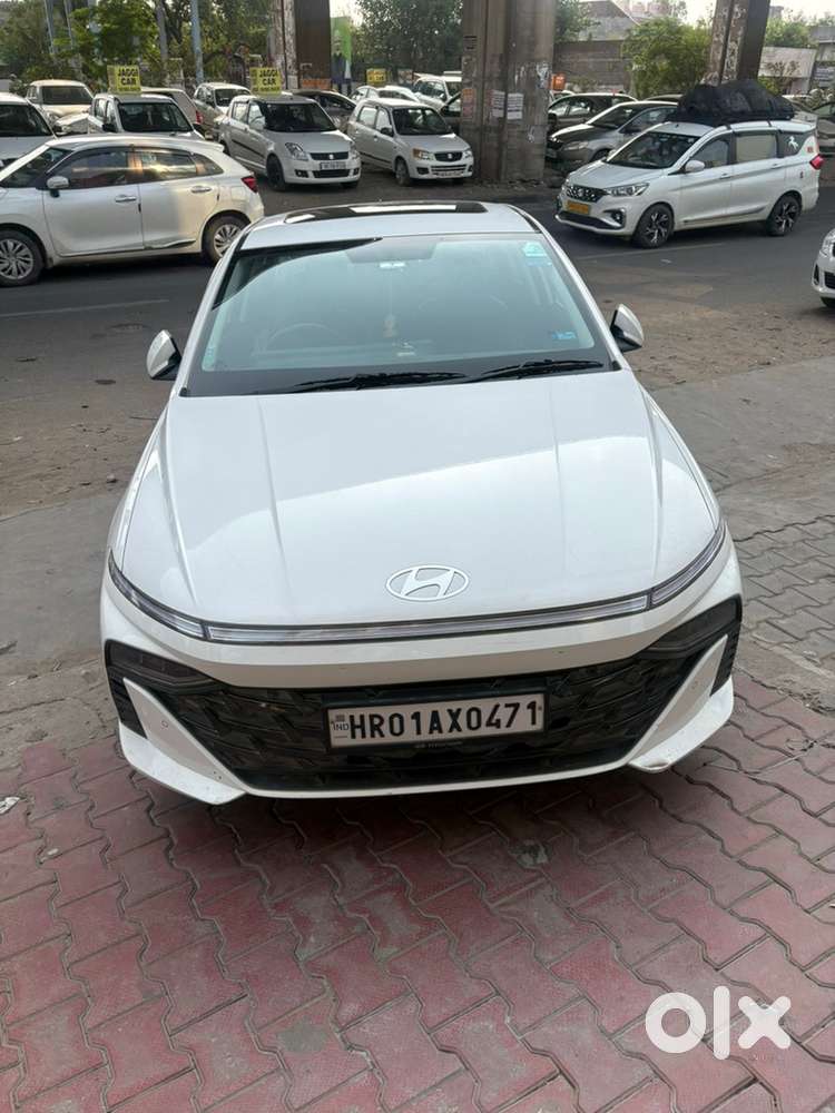Hyundai Verna 2023 Car