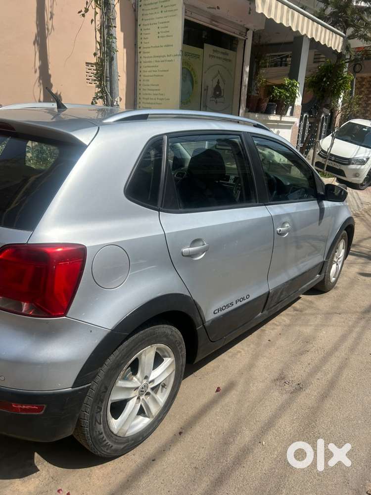 Volkswagen Polo 2015 Diesel 106000 Km Driven