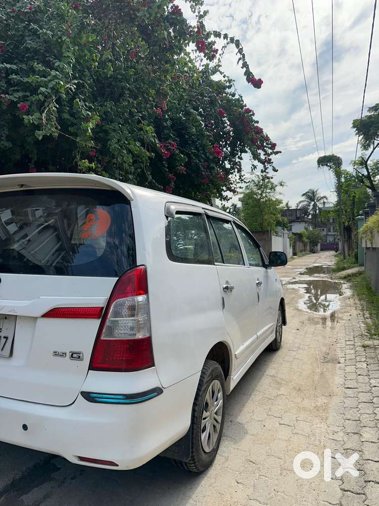 Toyota Innova 2.5 G (diesel) 7 Seater Bs Iv, 2014, Diesel