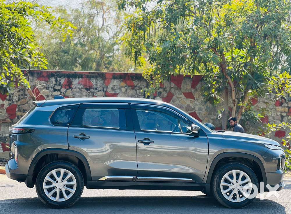 Maruti Suzuki Grand Vitara 1.5 Delta Smart Hybrid At, 2023, Petrol