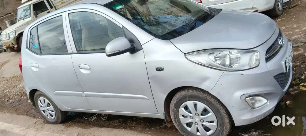 Hyundai I10 Sportz 2011