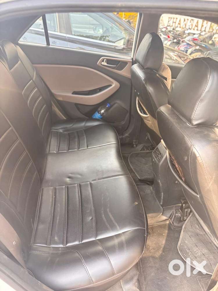 Hyundai I20 2016 Diesel Well Maintained Single Hand Driven