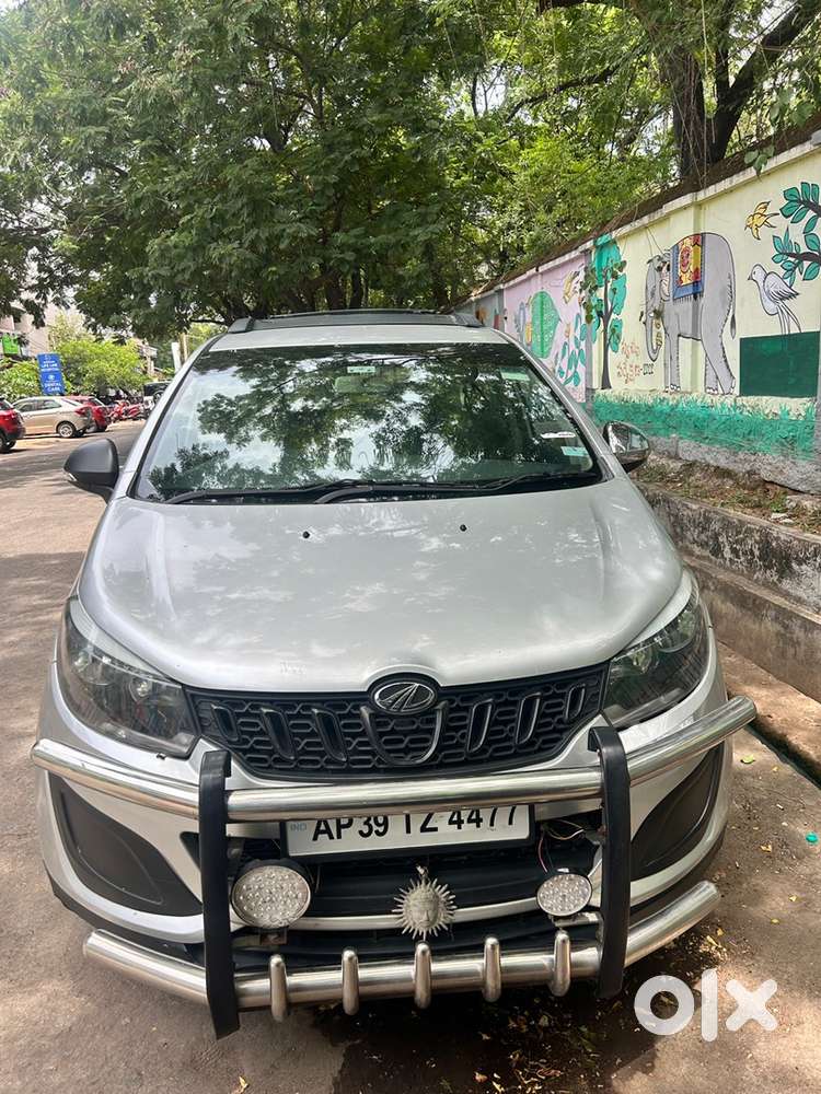 Mahindra Marazzo 2021 Petrol Manual