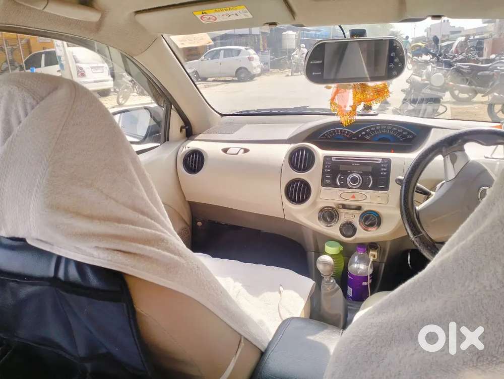 Toyota Etios 2015 Diesel 300000 Km Driven