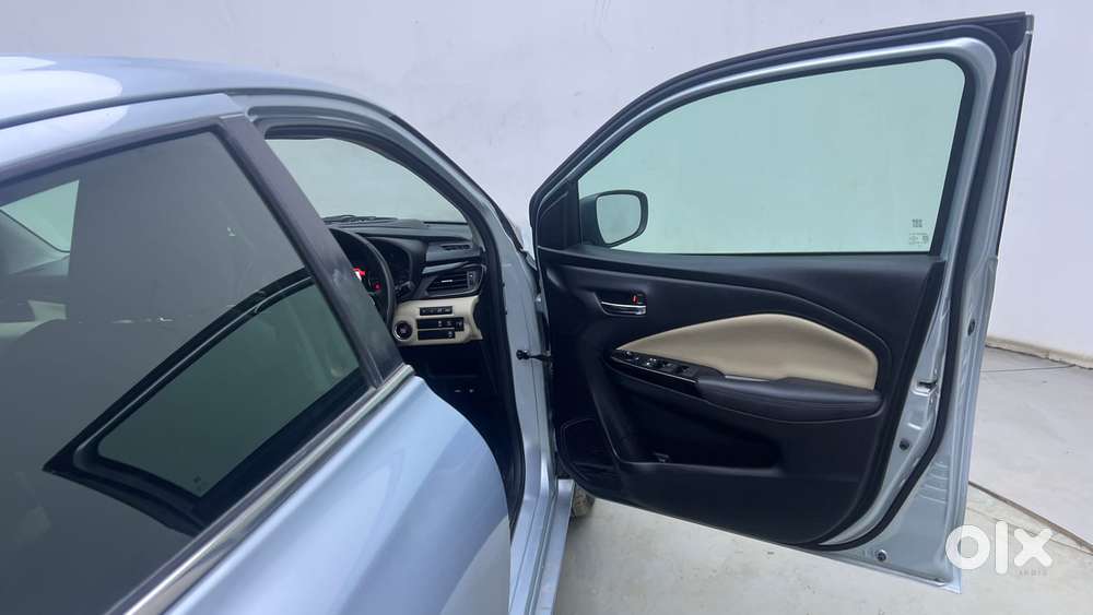 Toyota Glanza 1.2 V Amt, 2025, Petrol