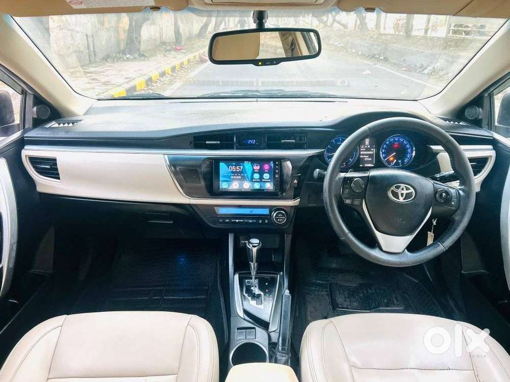 Toyota Corolla Altis 2013-2017 G At, 2016, Petrol