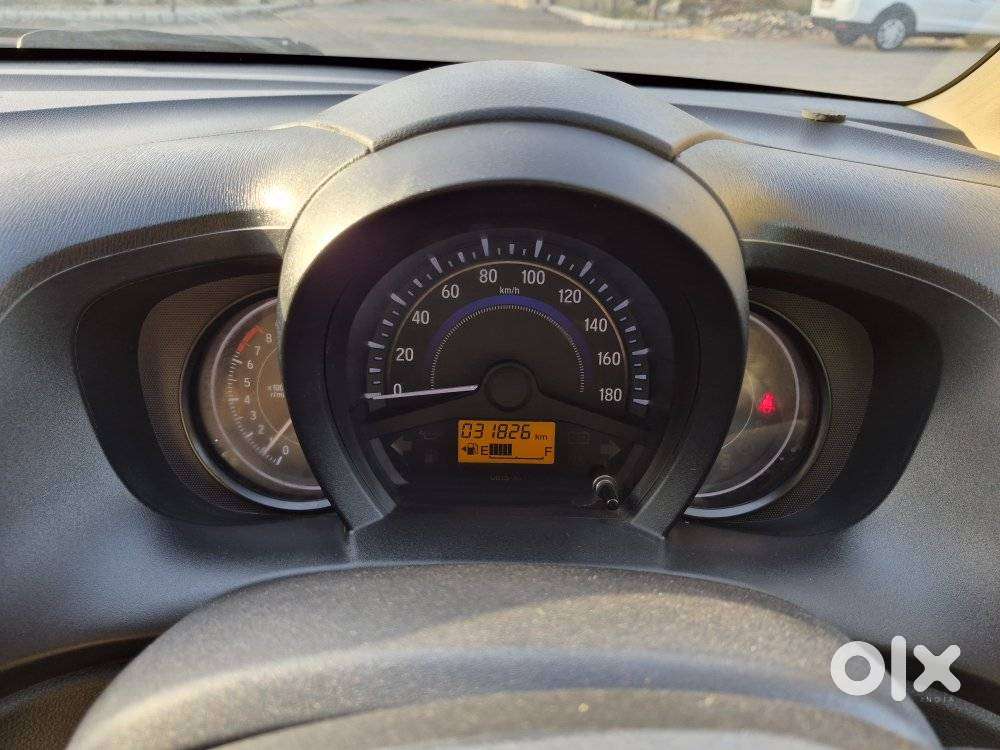 Honda Brio Vx Mt, 2015, Petrol