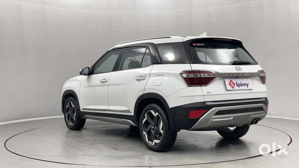 Hyundai Alcazar Platinum, 2022, Petrol