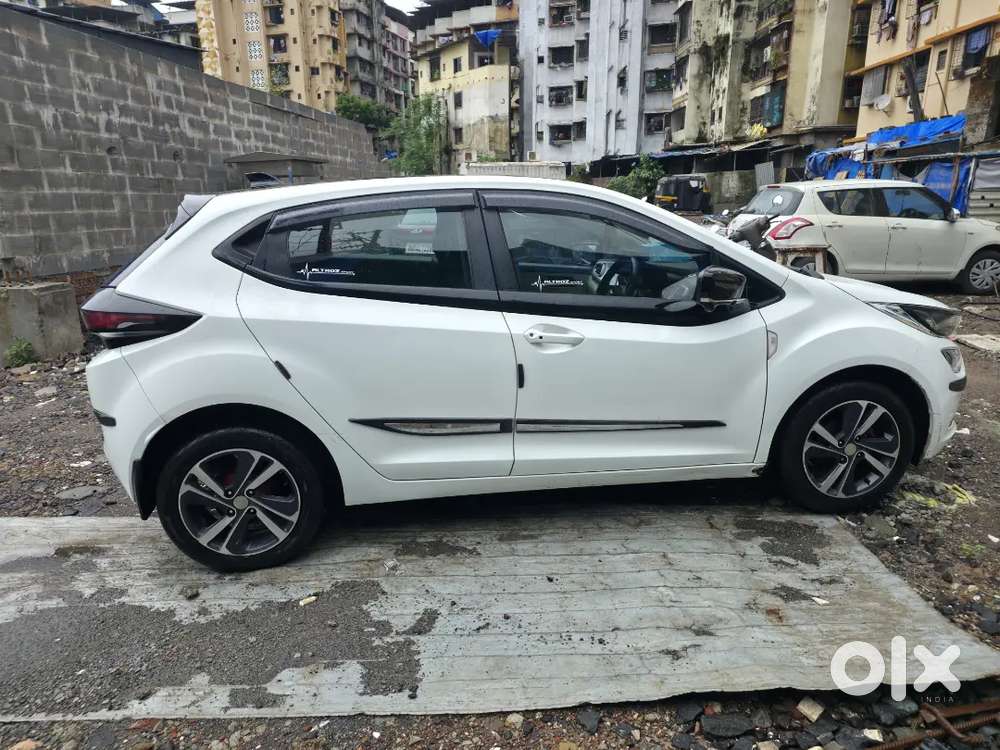 Tata Altroz Petrol Dct 2024
