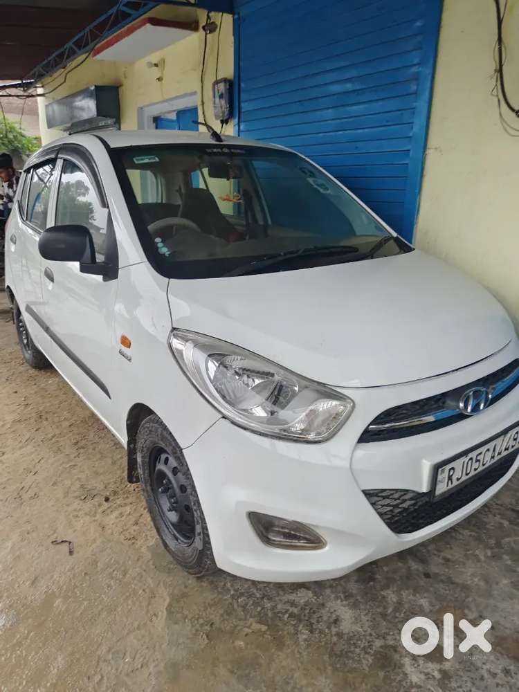 Hyundai I10 Era 2012 With Cng Kit Excellent Condition
