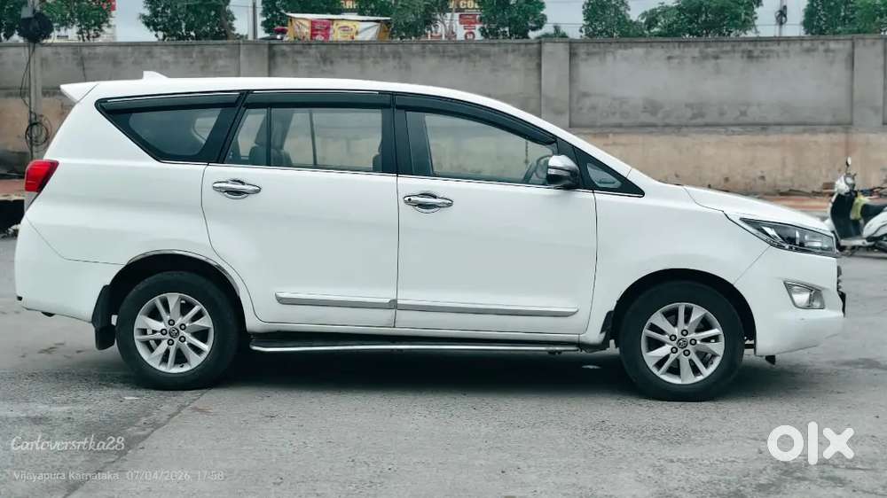 Toyota Innova Crysta 2017 Diesel Automatic