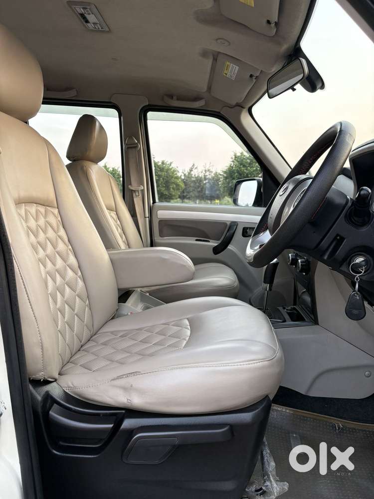 Mahindra Scorpio S10 At 2wd, 2016, Diesel