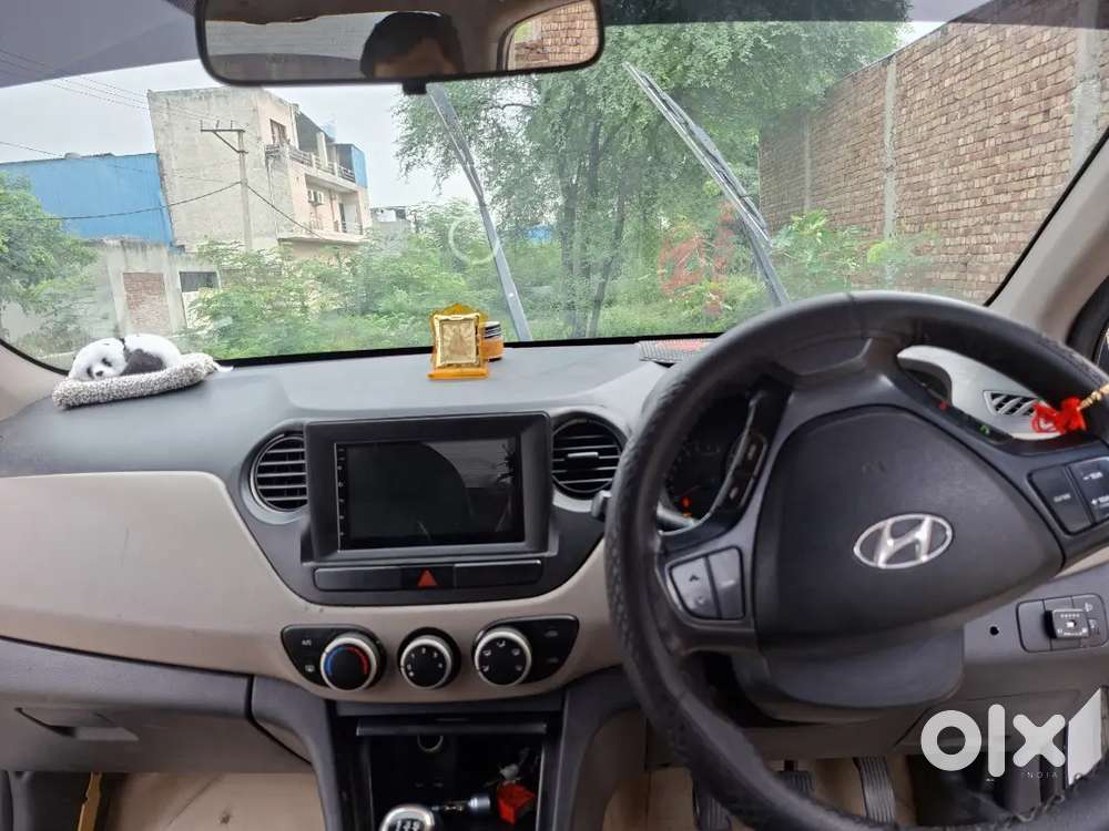 2015 Hyundai Xcent 1.2 पेट्रोल कार