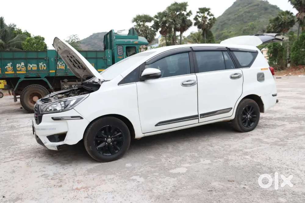 Toyota Innova Crysta 2018 Diesel Mt