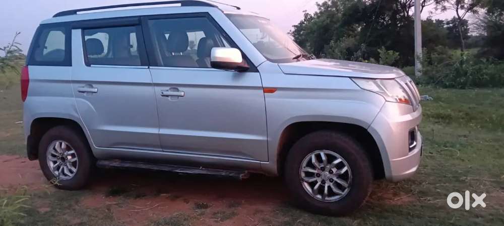 Mahindra Tuv 300 2016