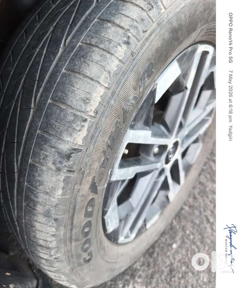Hyundai Venue 2023 Diesel Well Maintained