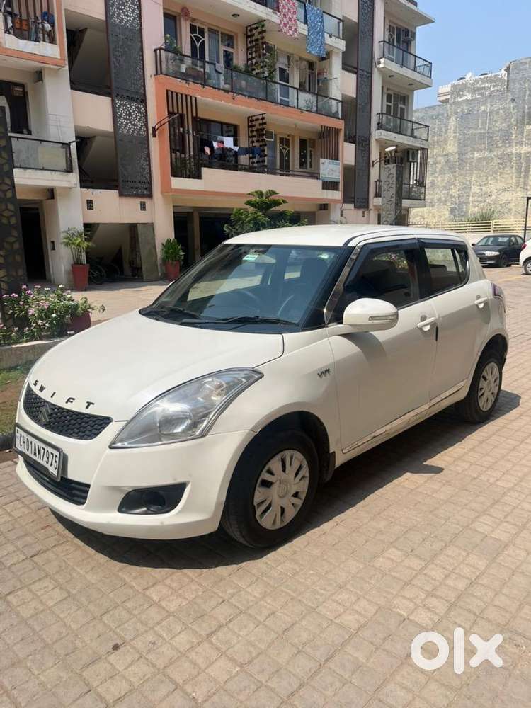 Maruti Suzuki Swift 2012 Petrol Well Maintained