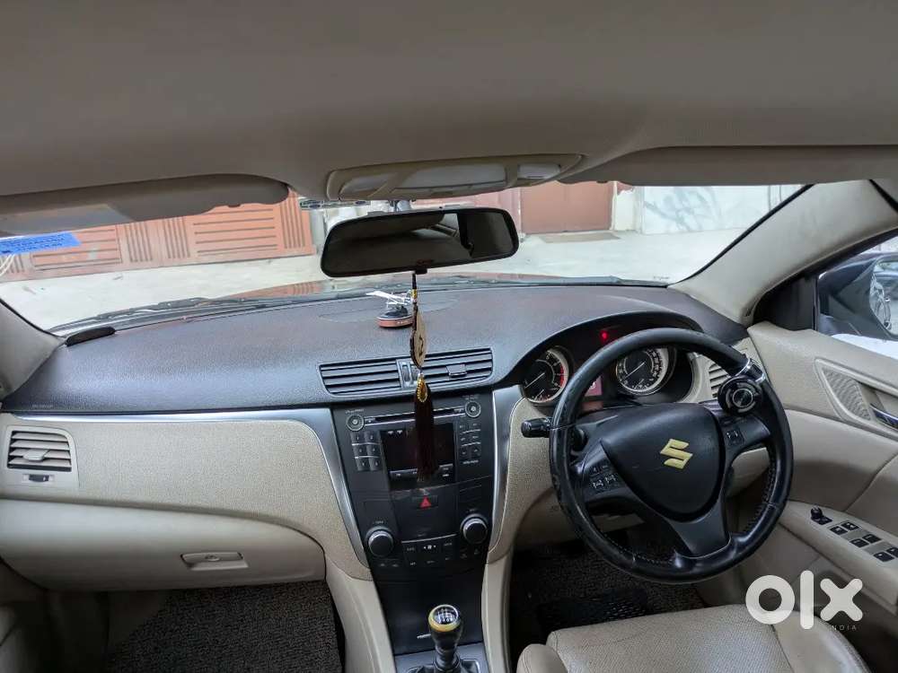 Maruti Suzuki Kizashi 2011 Petrol Manual