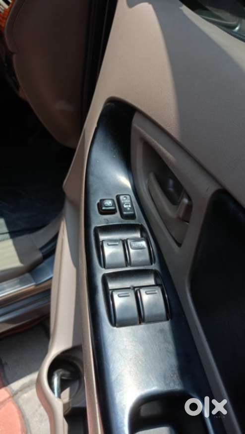 Toyota Innova 2.5 G (diesel) 7 Seater, 2015, Diesel