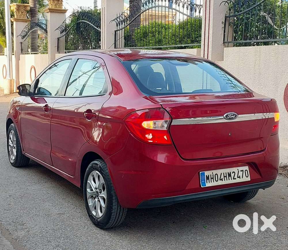 Ford Aspire Titanium Blu 2017
