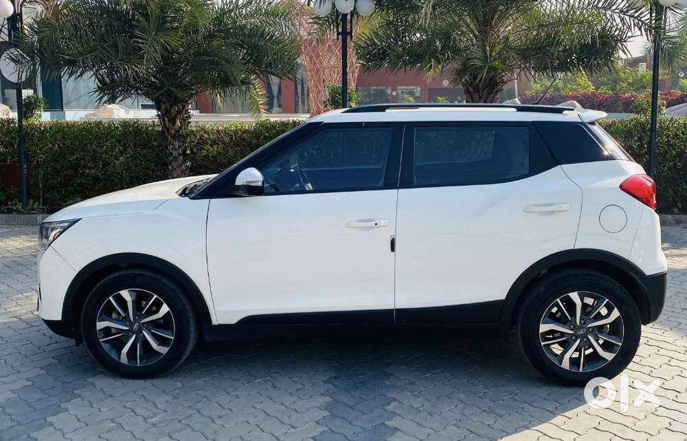 Mahindra Xuv300 W8 (o) 1.5 Diesel Amt, 2021, Diesel