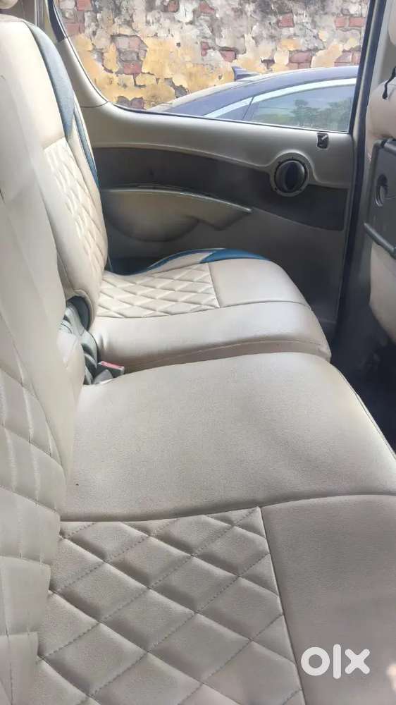 Mahindra Quanto 1.5 C8 2014