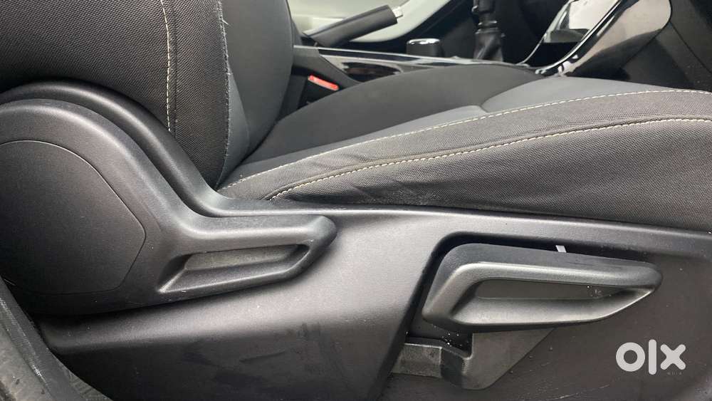 Tata Nexon Creative 1.2 Revotron Petrol 6 Mt, 2023, Petrol