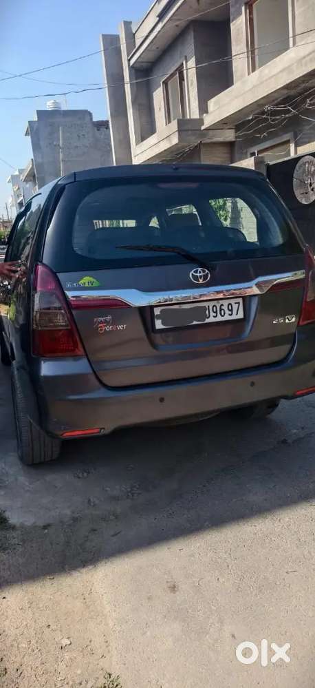 Toyota Innova Diesel 2015