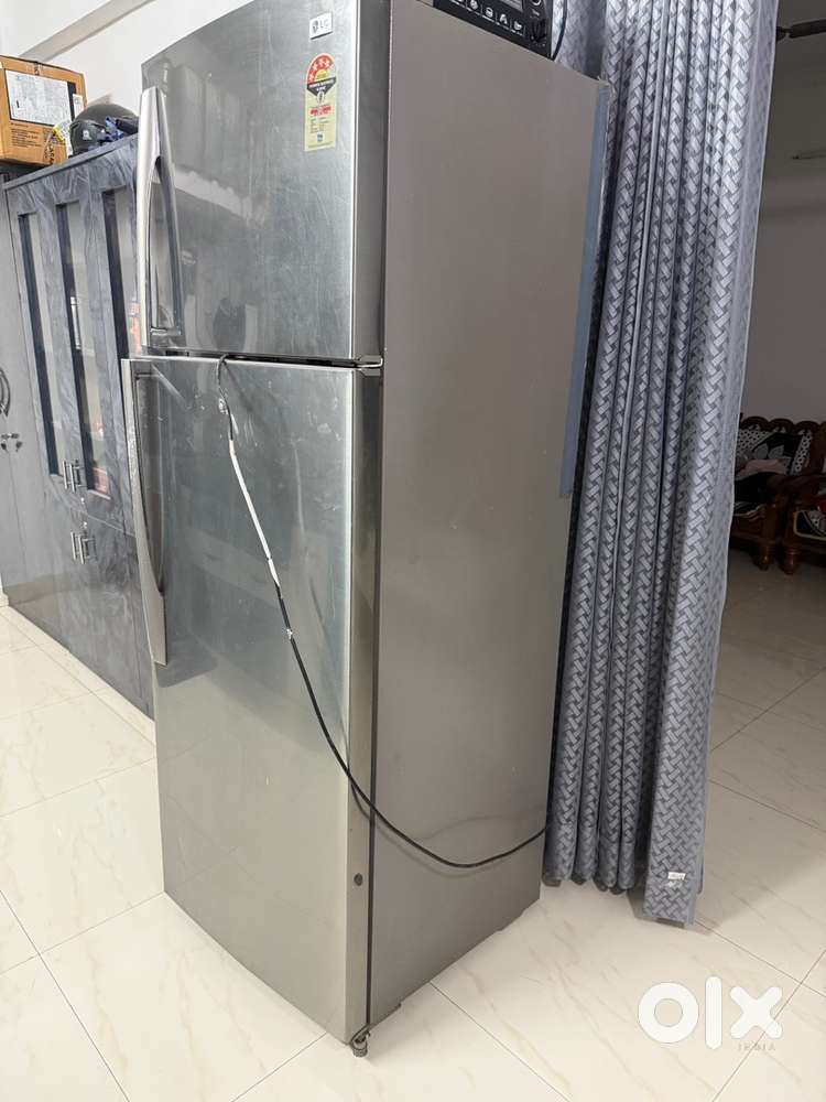 LG 6ft tall double door fridge