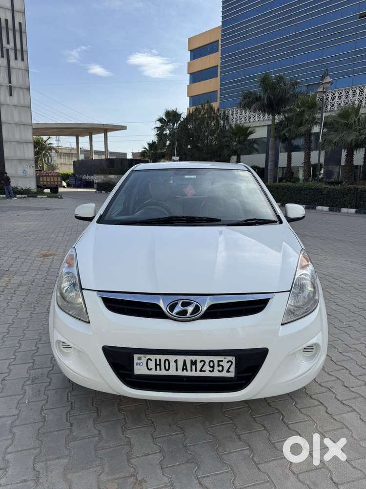 Hyundai I20 2015-2017 Sportz Option 1.4 Crdi, 2012, Diesel