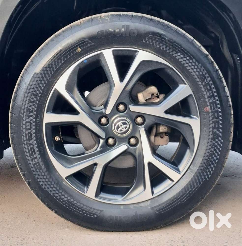 Toyota Urban Cruiser Hyryder 1.5 V Hybrid, 2022, Petrol