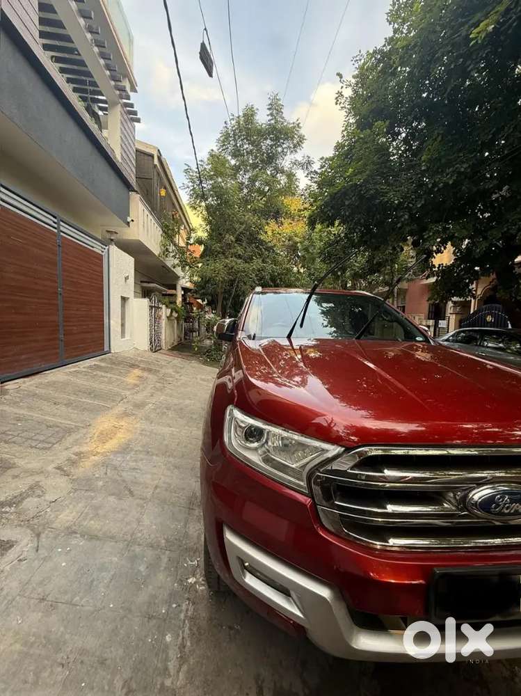 Ford Endeavour 3.2 Titanium 2017