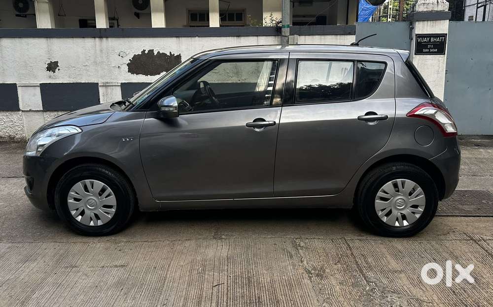 Maruti Suzuki Swift Vxi With Abs, 2012, Petrol
