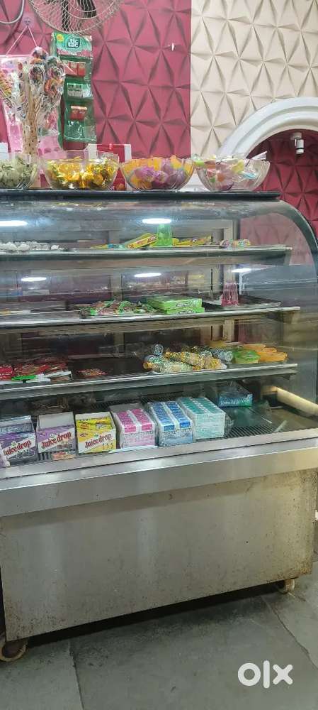 Puff Display counter heater