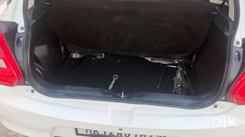 Maruti Suzuki Swift Vxi 2018