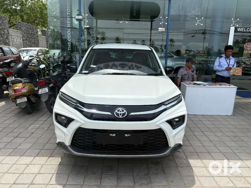 Toyota Urban Cruiser Hyryder 2026 Drive