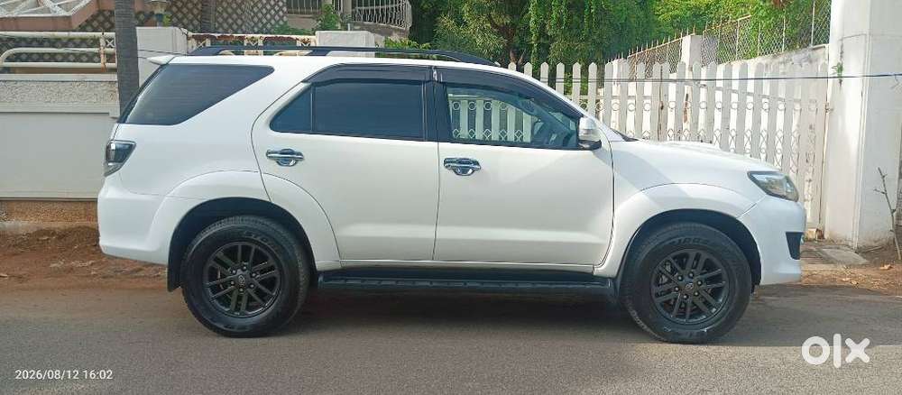 Toyota Fortuner 3.0 4x4 Manual, 2015, Diesel