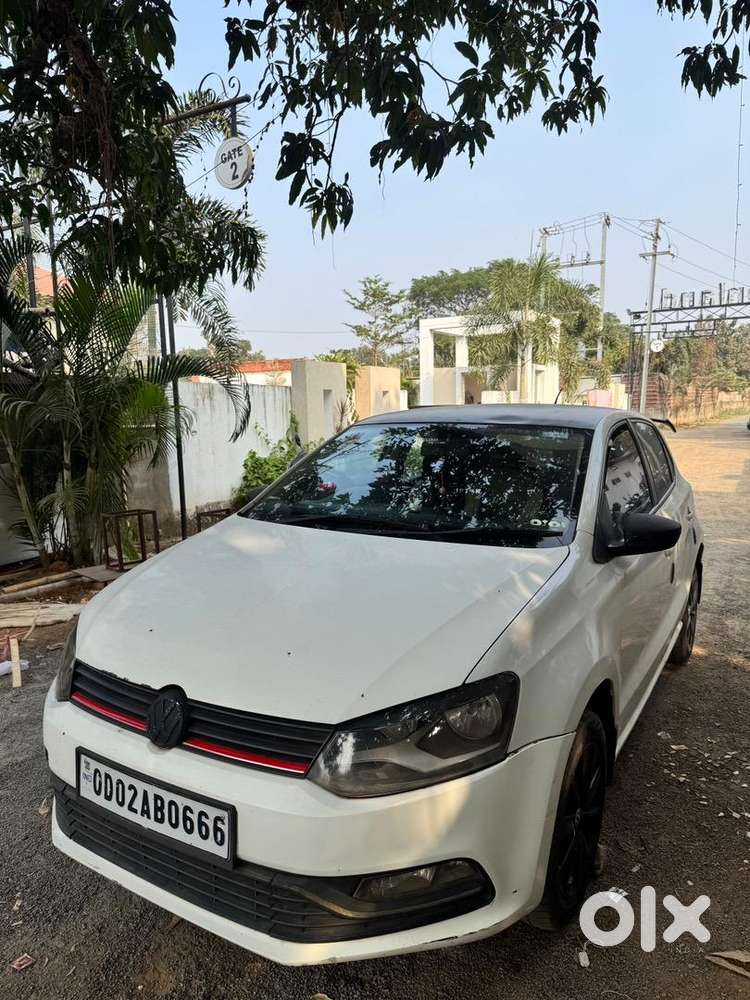 Volkswagen Polo 2016 Petrol 123000 Km Driven
